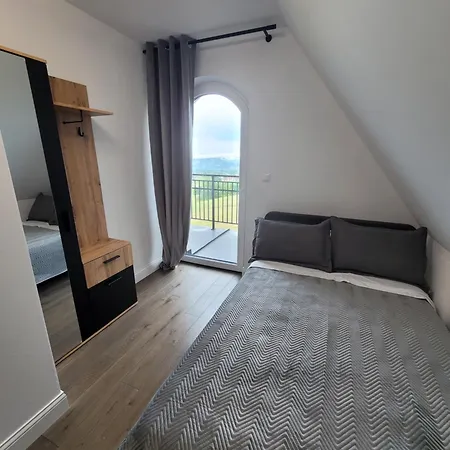 Dworek Antolowka Homestay Sierockie