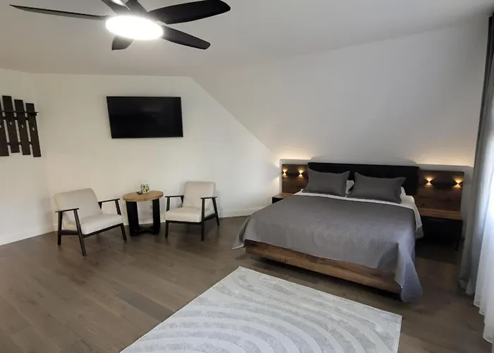 Dworek Antolowka Sierockie