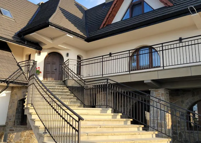 Dworek Antolowka * Sierockie