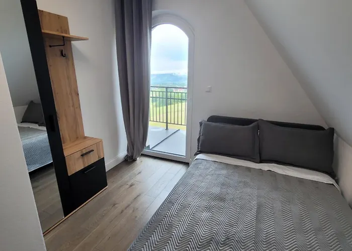 Dworek Antolowka Alloggio in famiglia Sierockie