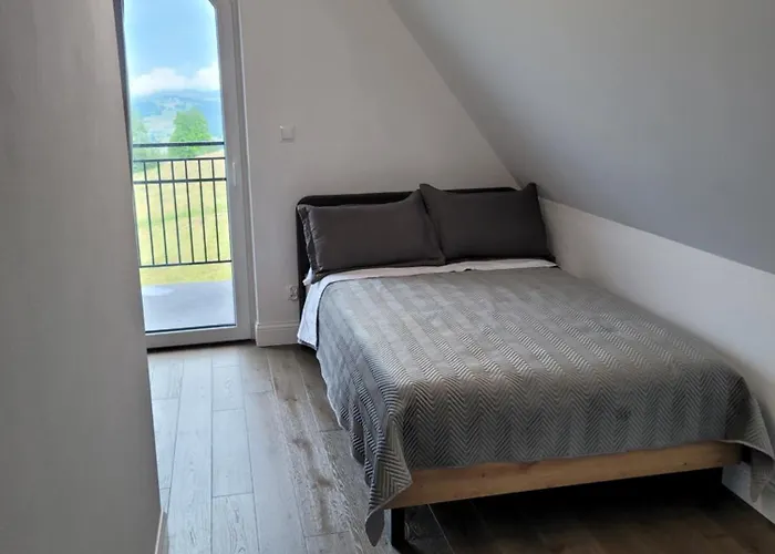 Dworek Antolowka Alloggio in famiglia *